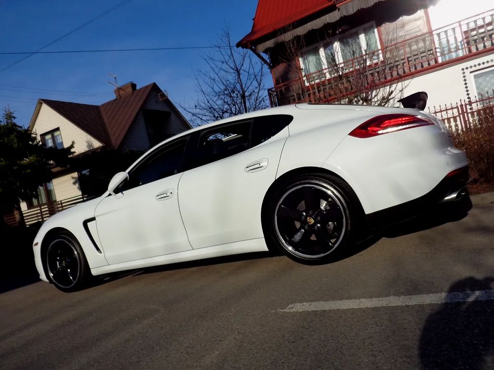 Porsche Panamera 4 PDK Edition 2016