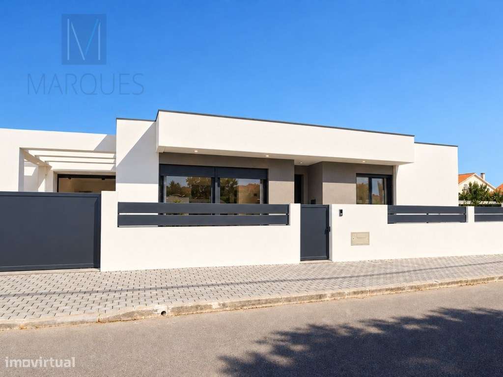 Moradia T3 Térrea com Jardim em Fernão Ferro-25