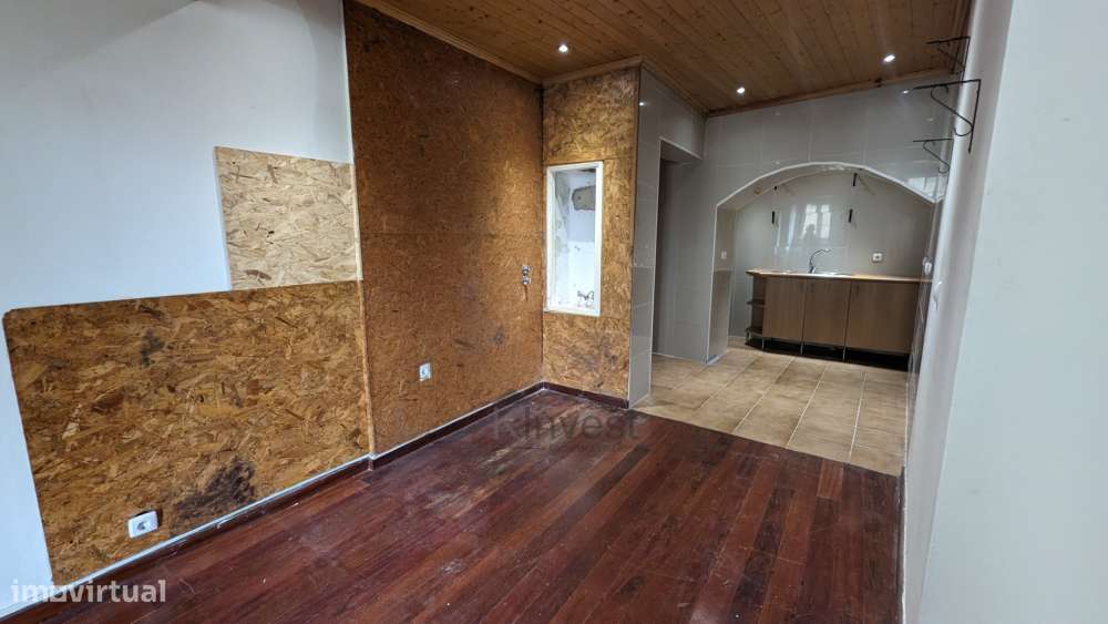T0 junto à Av. da Liberdade –  Ótima oportunidade de investimento no c-6
