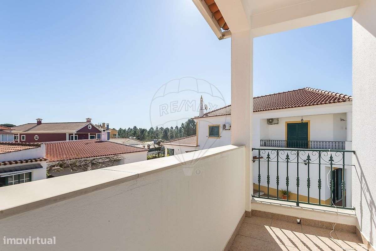 Moradia T4 para venda-6