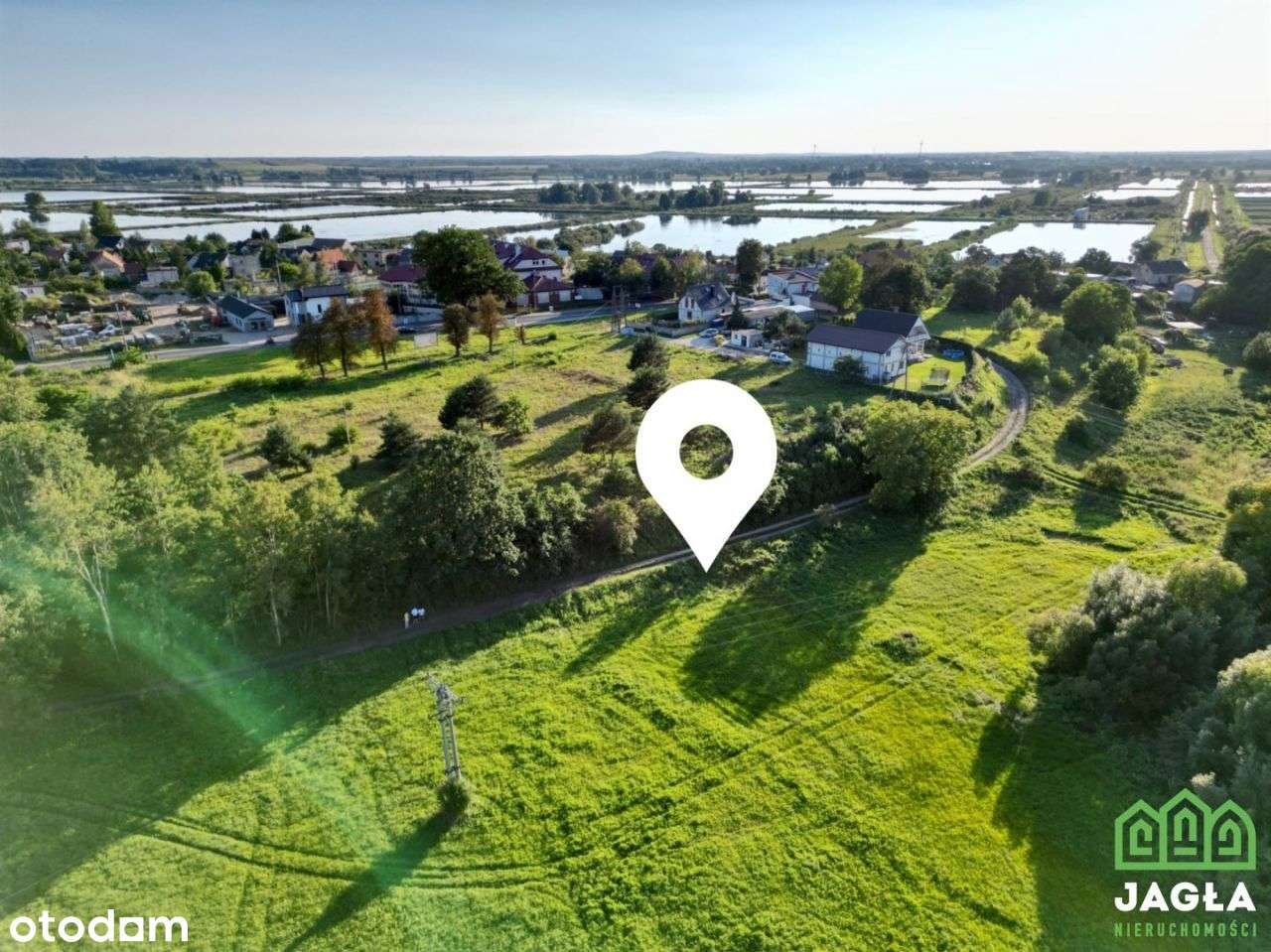 Działka w Występie w otoczeniu natury blisko drogi - Pełny obrazek: 2/13