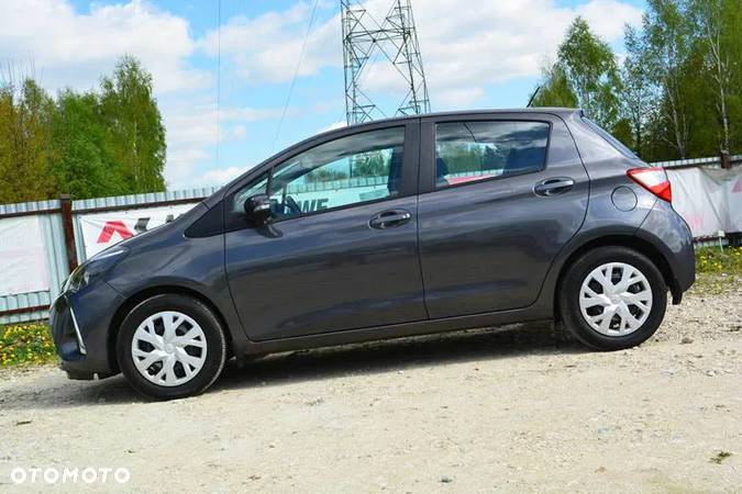 Toyota Yaris 1.0 Premium - 8