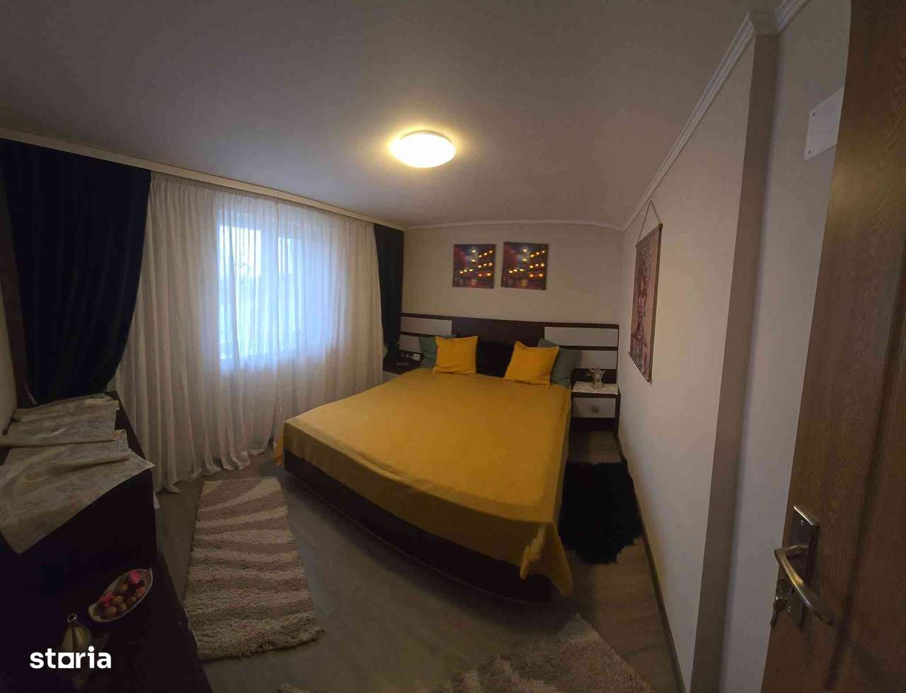 Casa de vanzare in sat Rogoz-7