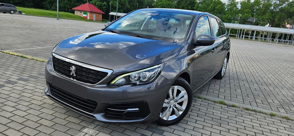 Peugeot 308 T9 (2014-2021) e-HDi FAP 115 Stop&Start EGS6 Allure 2018