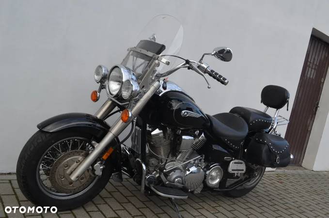 Yamaha Road Star - 2