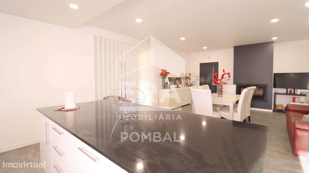 Moradia T3 renovada, Freixianda-11