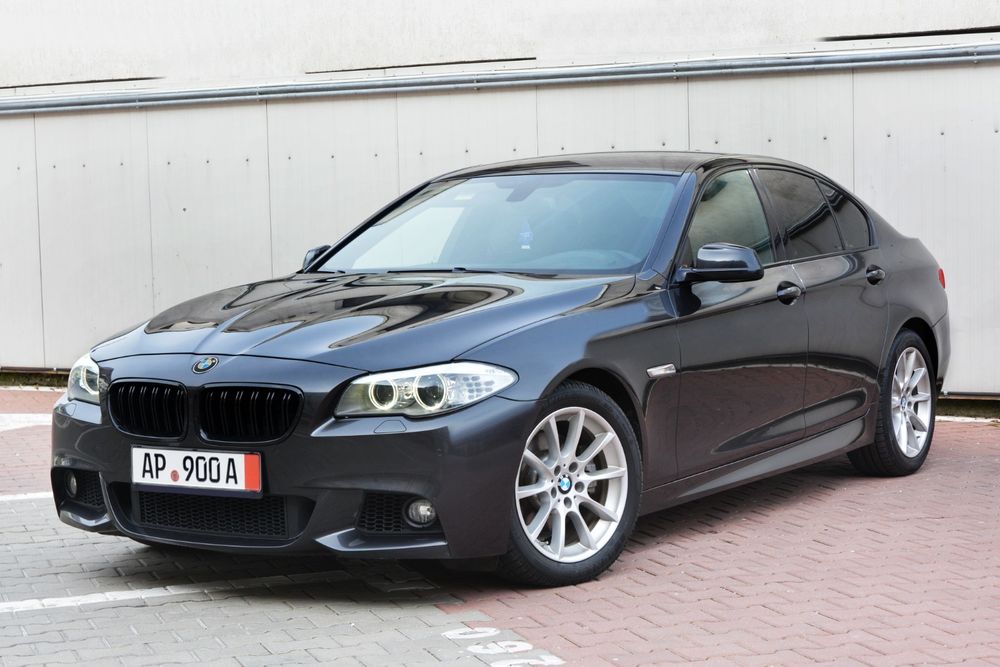 BMW 5 Series F10/F11/F07 [2010 - 2017] 520d Sport-Aut. 2013