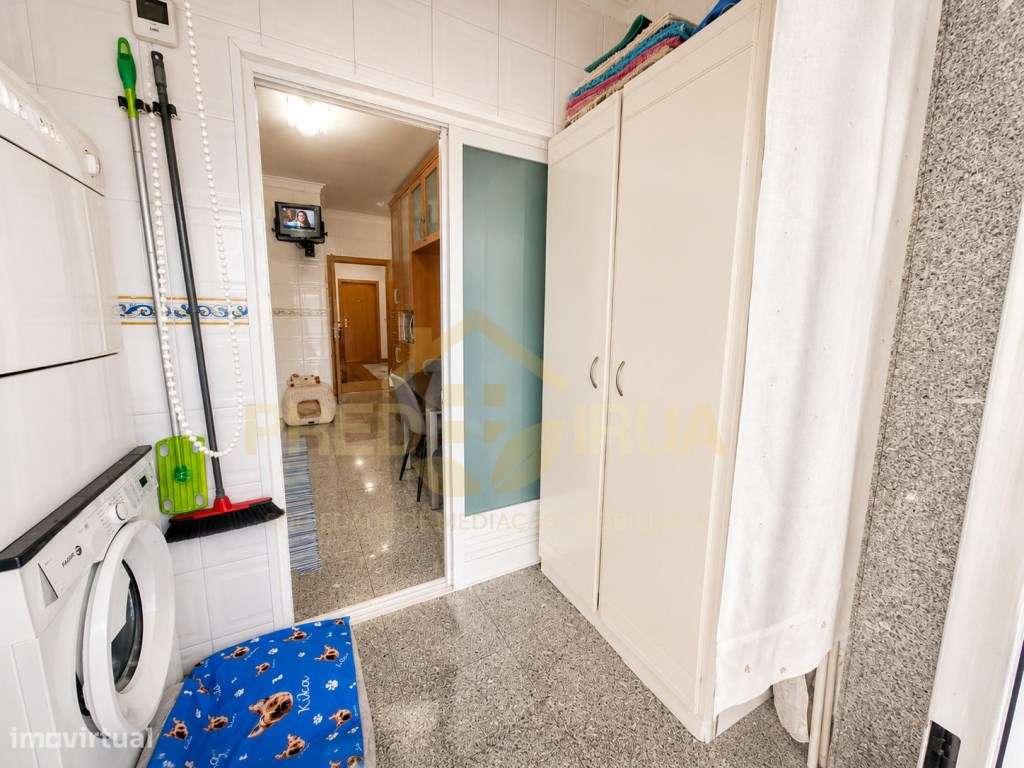 Excelente T2 em Arcozelo proximo a praia em condominio fechado com ...-8