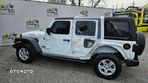 Jeep Wrangler - 21