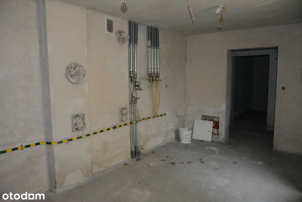 TENCZYNEK - 1400 mkw powierzchni użytkowej, 56 arów działki-18