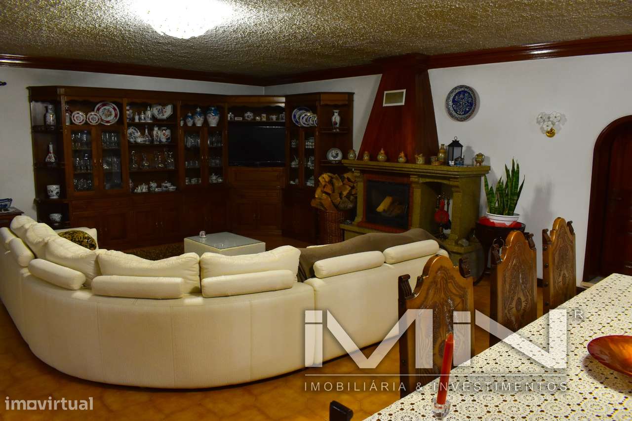 Moradia com piscina e campo de ténis - Grande imagem: 4/50