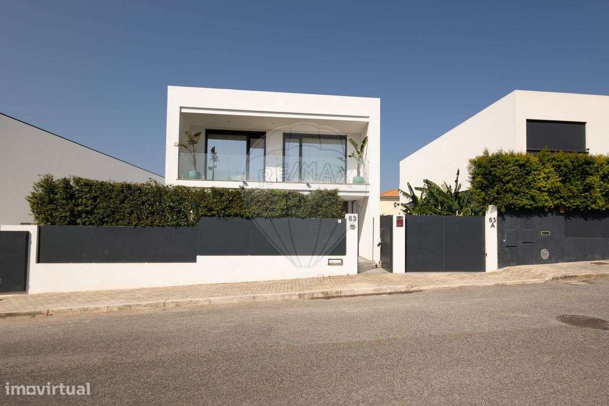 Moradia T4 para arrendamento - Grande imagem: 2/47