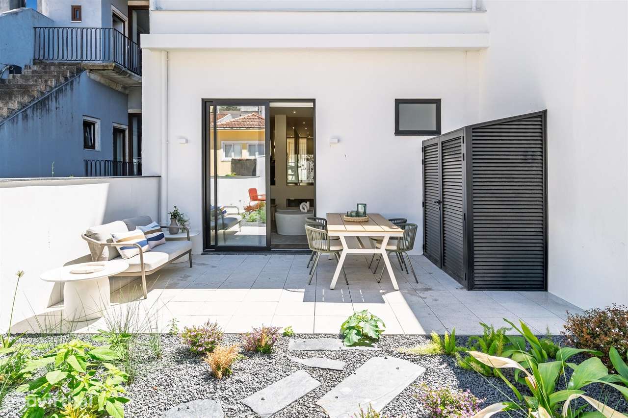 T1+2 | Remodelado e decorado com Jardim | Metro Campo 24 de Agosto | P-1