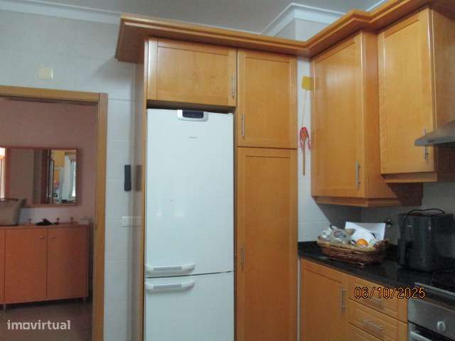 T4 Mobilado com Varanda e Elevador - Grande imagem: 5/34