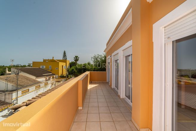 Moradia Isolada T3 com Jardim e Garagem em Bernardinheiro, Tavira-23