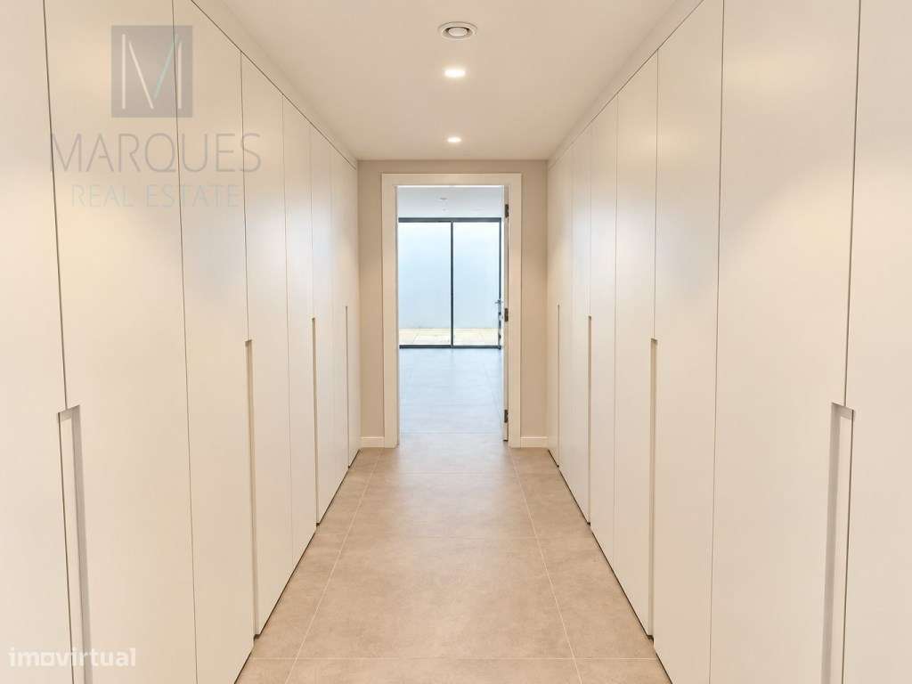 Moradia T5 de Luxo com Piscina Infinita | Verdizela-36