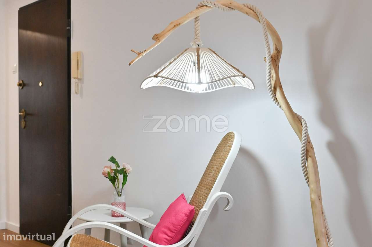 Apartamento T2 remodelado - Charquinho - Benfica - Grande imagem: 5/19