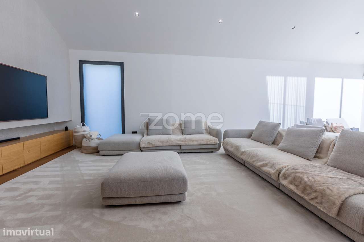 Luxo, privacidade e tecnologia - T4+1 Premium em Guimarães-14