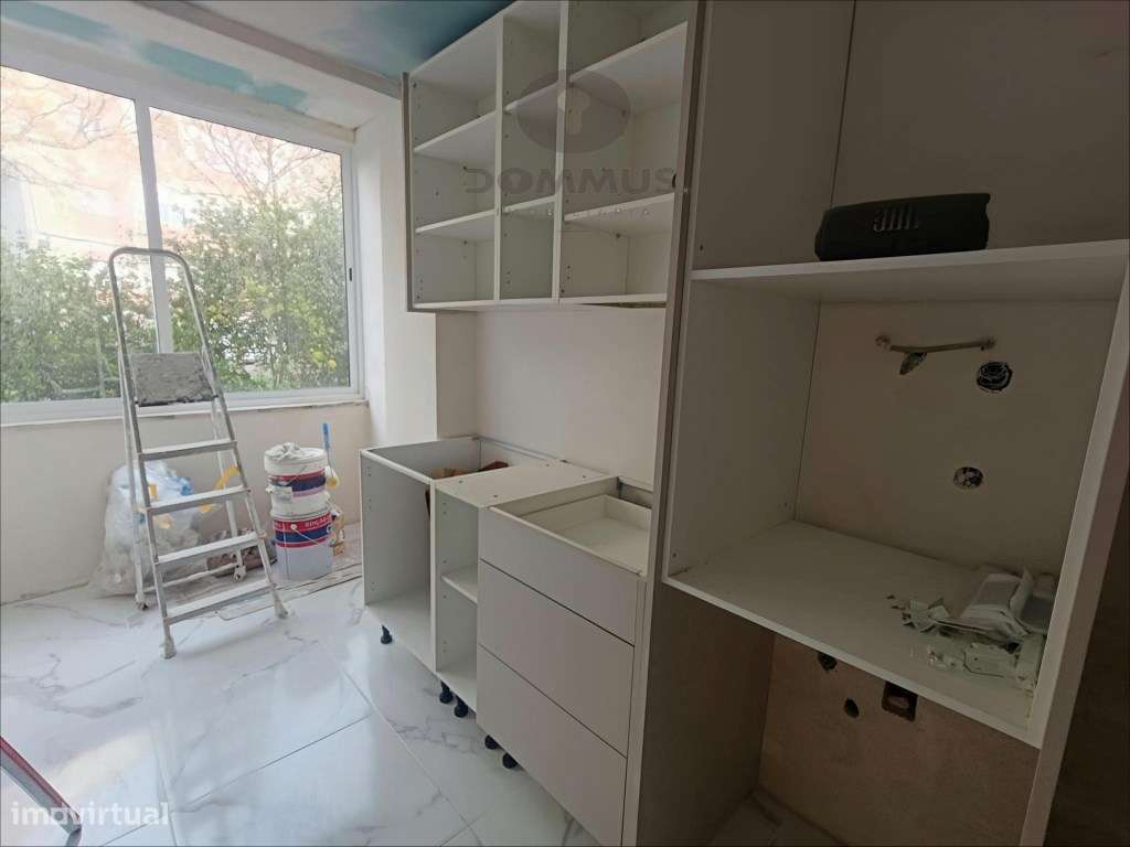 Apartamento T3 totalmente remodelado na Amadora - Grande imagem: 5/27