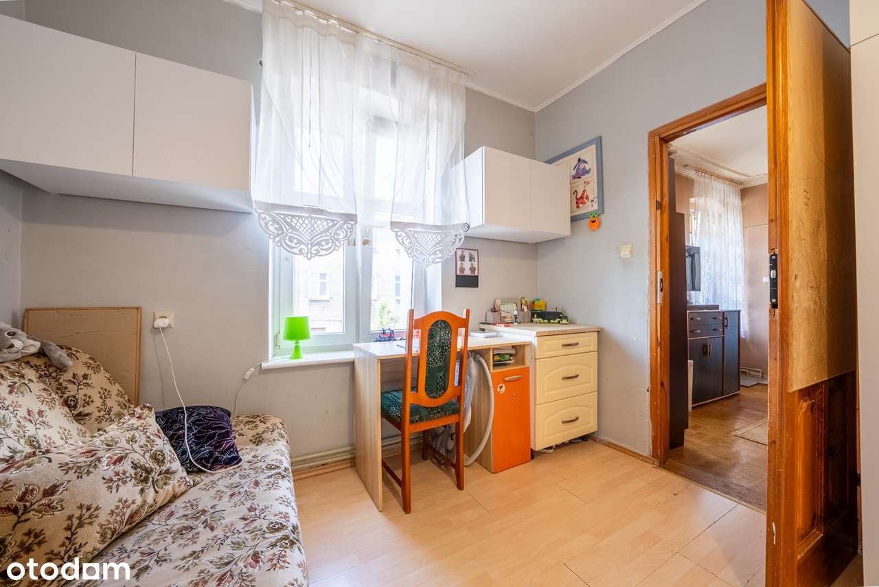 MIESZKANIE 49,5 M2 NA PIERWSZYM PIĘTRZE + KOMURKA LOKATORSKA-7