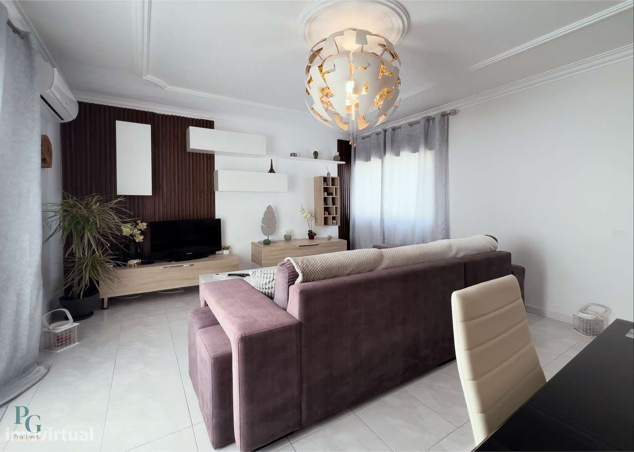Apartamento T2 Remodelado e Pronto a Habitar – Zona Central de Portimã - Grande imagem: 4/24