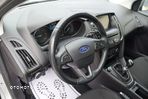 Ford Focus - 10