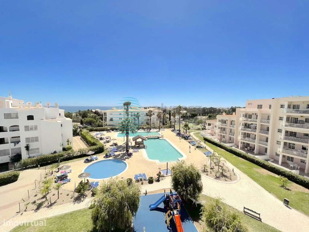 Penthouse 4 assoalhadas com uma área de 232m2, terraço 107m2, Vau, ...-20