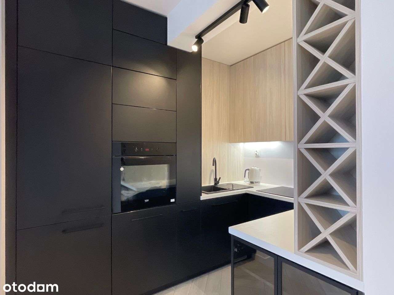 Zieleń, park,winda,taras,miejsce postojowe. - Pełny obrazek: 4/20