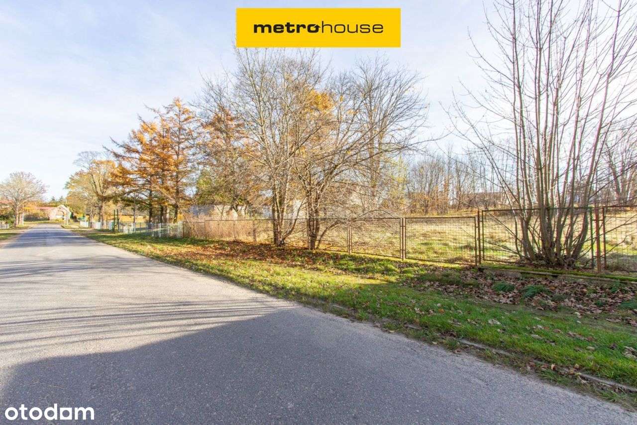 Na sprzedaż działka z halą warsztatową-0