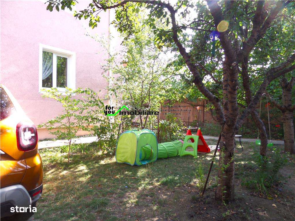 VILA  10 camere OPORTUNITATE CLINICA, GRADINITA - Imagine principală: 5/14