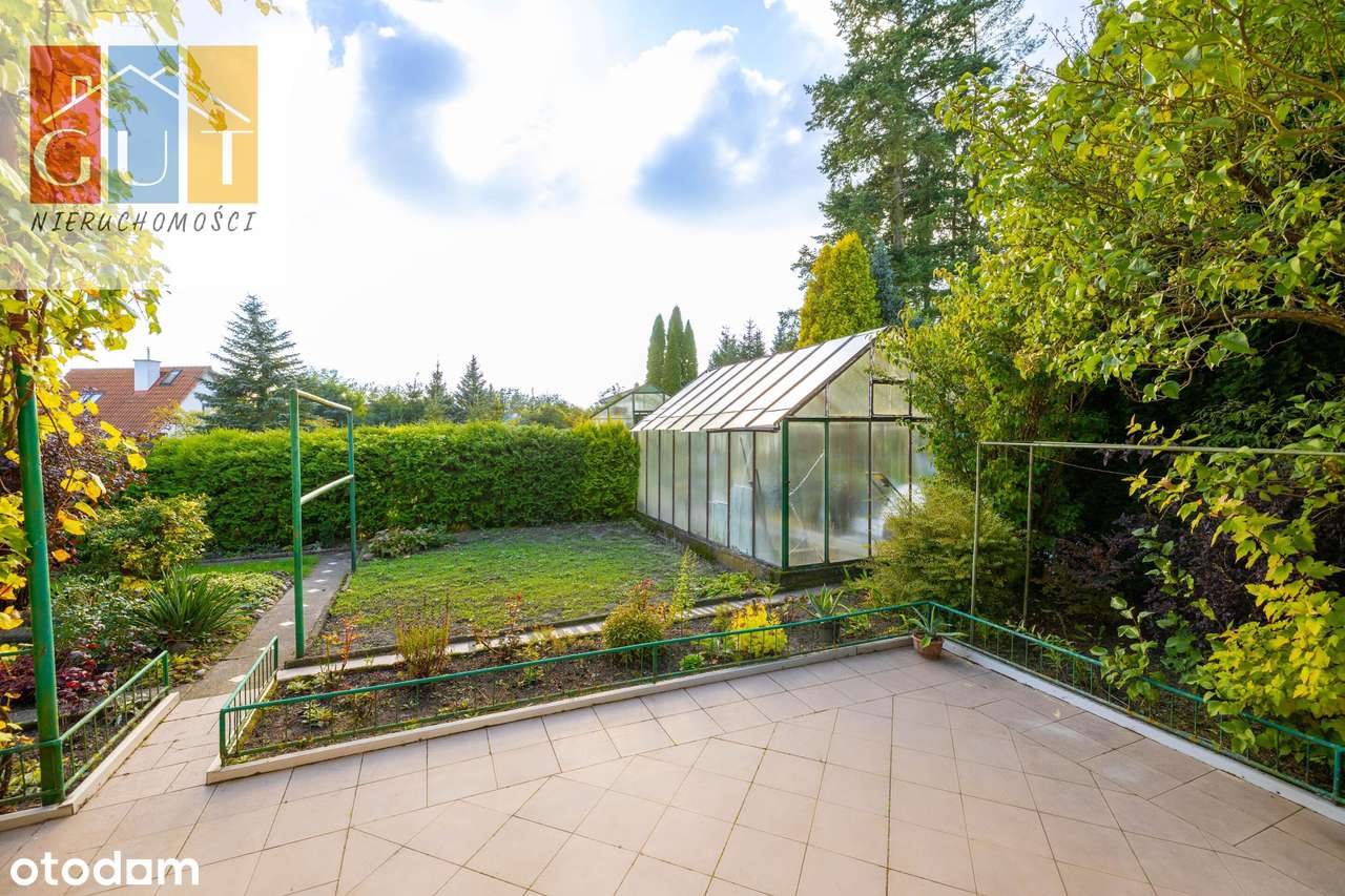 Podpiwniczony dom w zielonym sercu Olsztyna – ul. Fałata, os. Wojska P-11