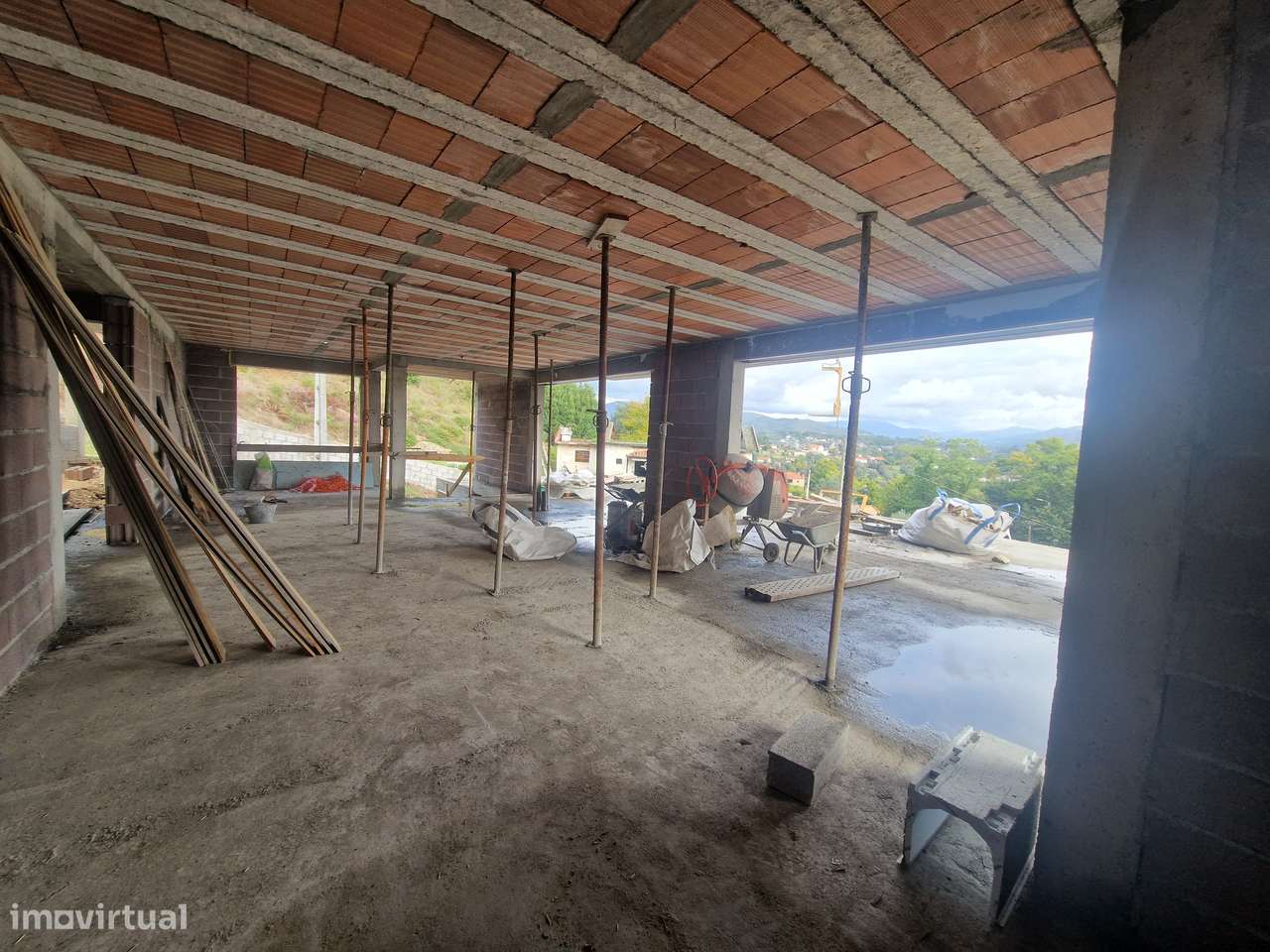 Moradia individual em estrutura ,Geme ,Vila Verde-15