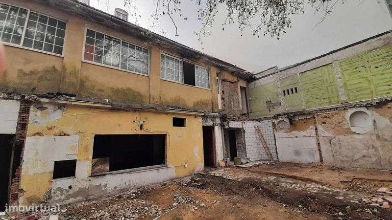 Chalet histórico no Estoril - Grande imagem: 4/7