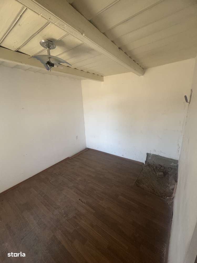 Casa 3 Camere - Imagine principală: 5/8