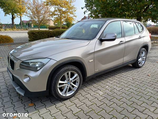 BMW X1 sDrive18d - 27