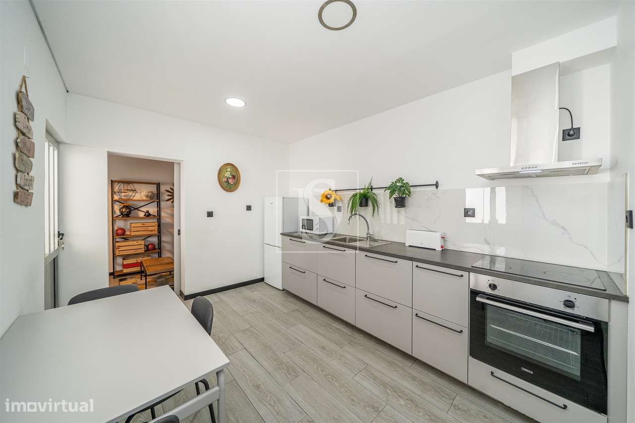 Moradia T3, remodelada, em São Vítor, Braga-21