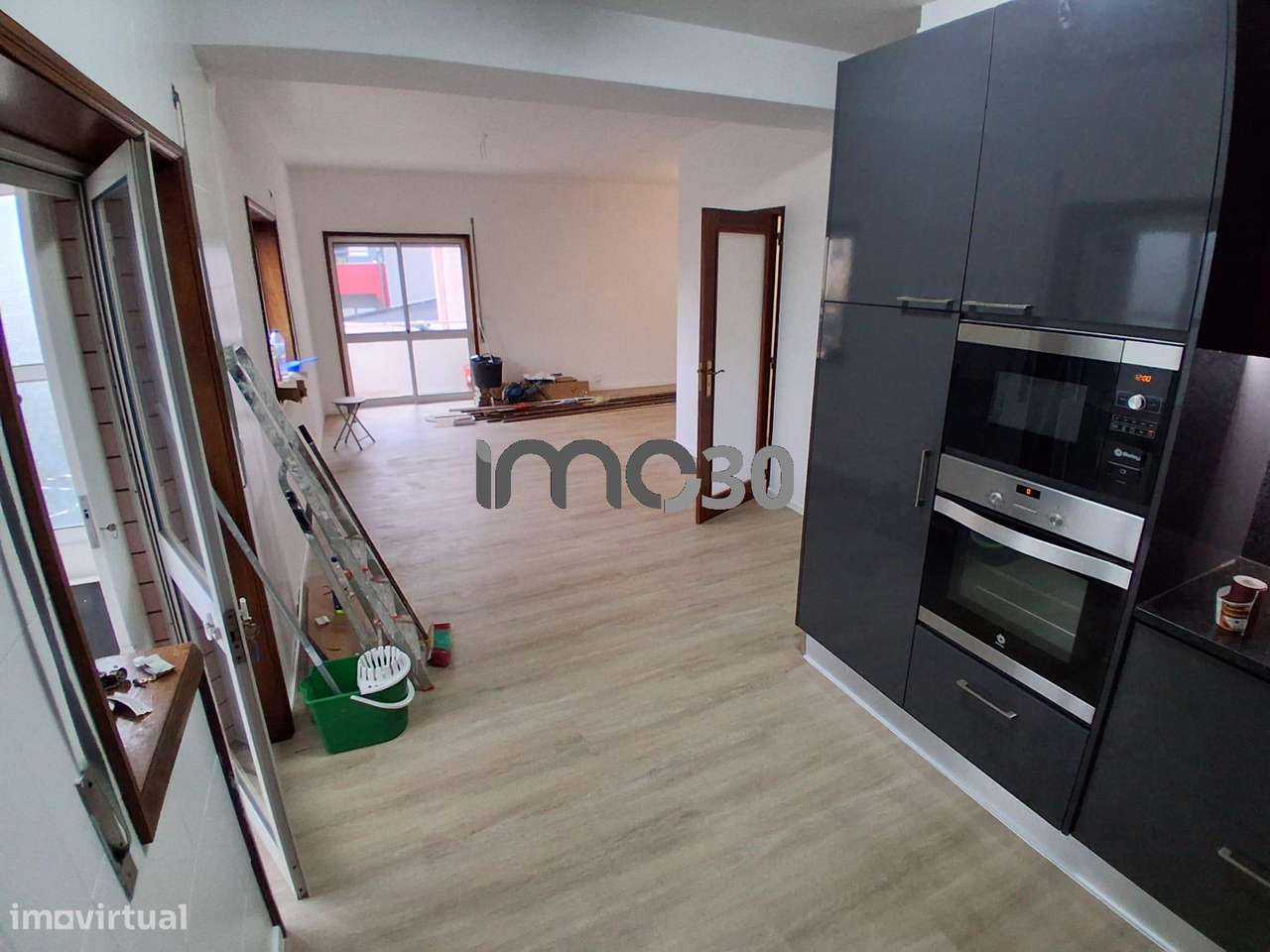 Apartamento T2 Renovado a 500m do Metro - Grande imagem: 5/10