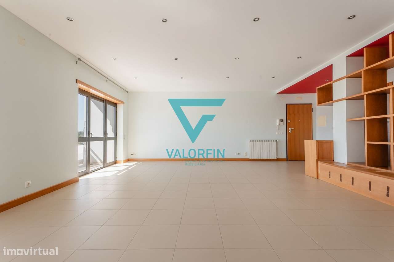 APARTAMENTO T3 com vista para o Mosteiro da Batalha-5