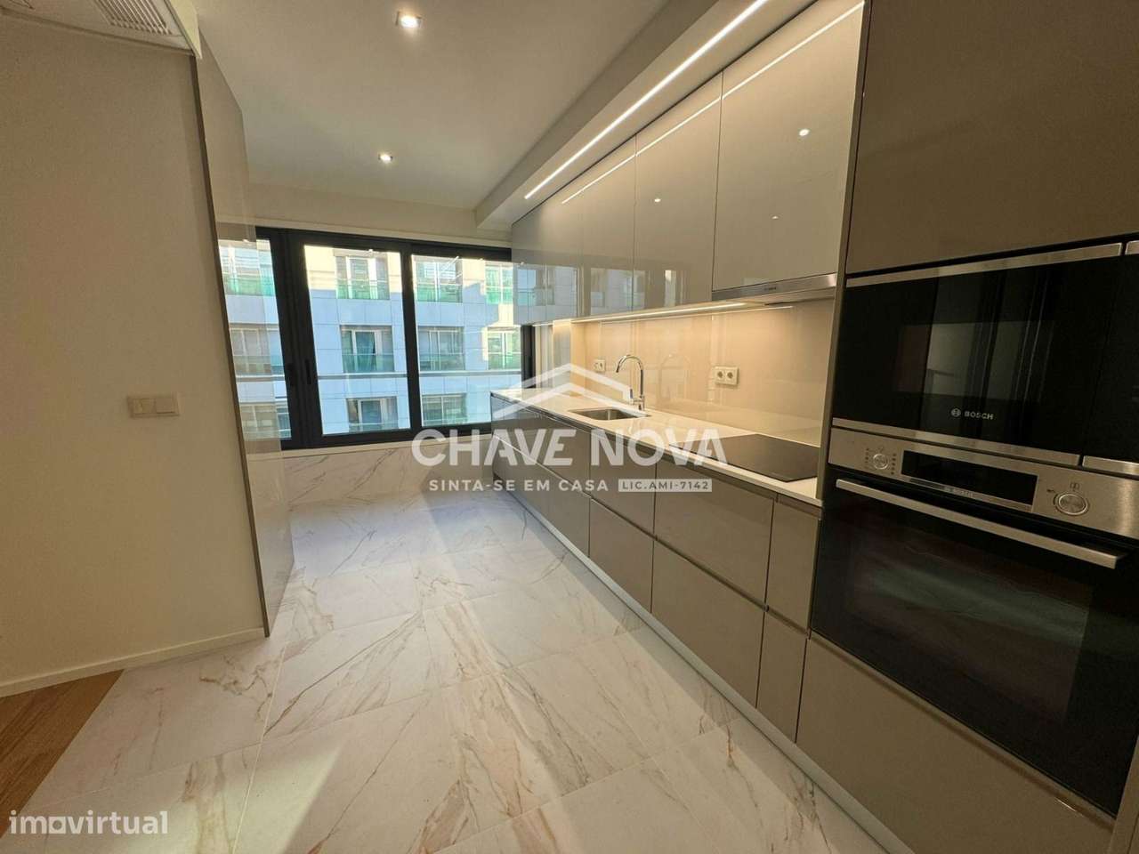 Apartamento T3 c/ terraço Novo Cidade da Maia - Grande imagem: 4/19