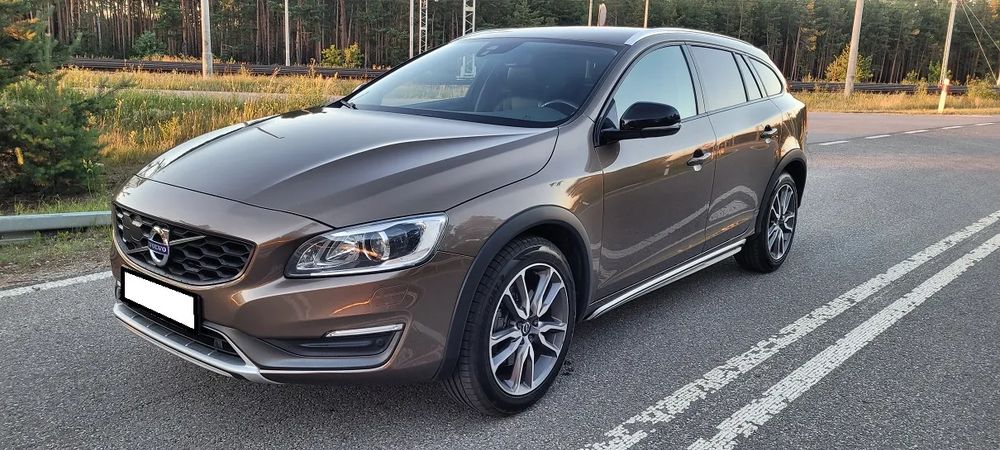 Volvo V60 D3 Geartronic Summum 2016