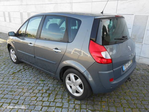 Renault Scénic 1.5 dCi Privilège - 9