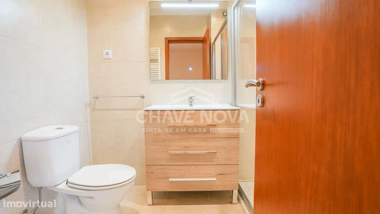 Apartamento T2+1 Dúplex c/ Vistas Mar em Canidelo-14