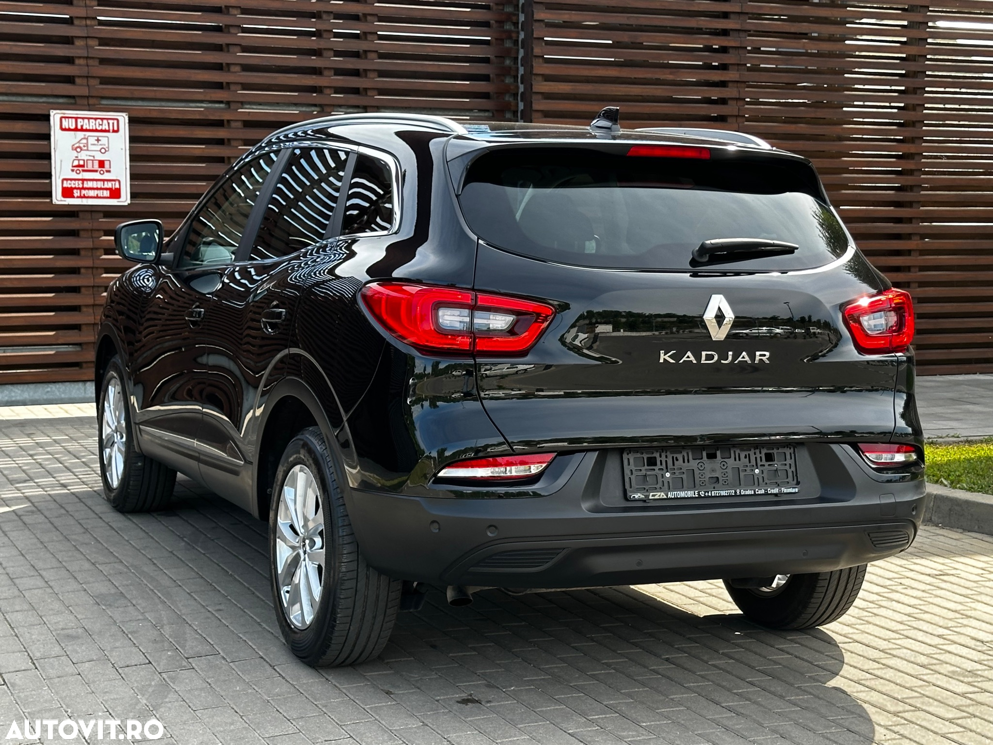 Renault Kadjar TCe 140 GPF LIMITED - 13