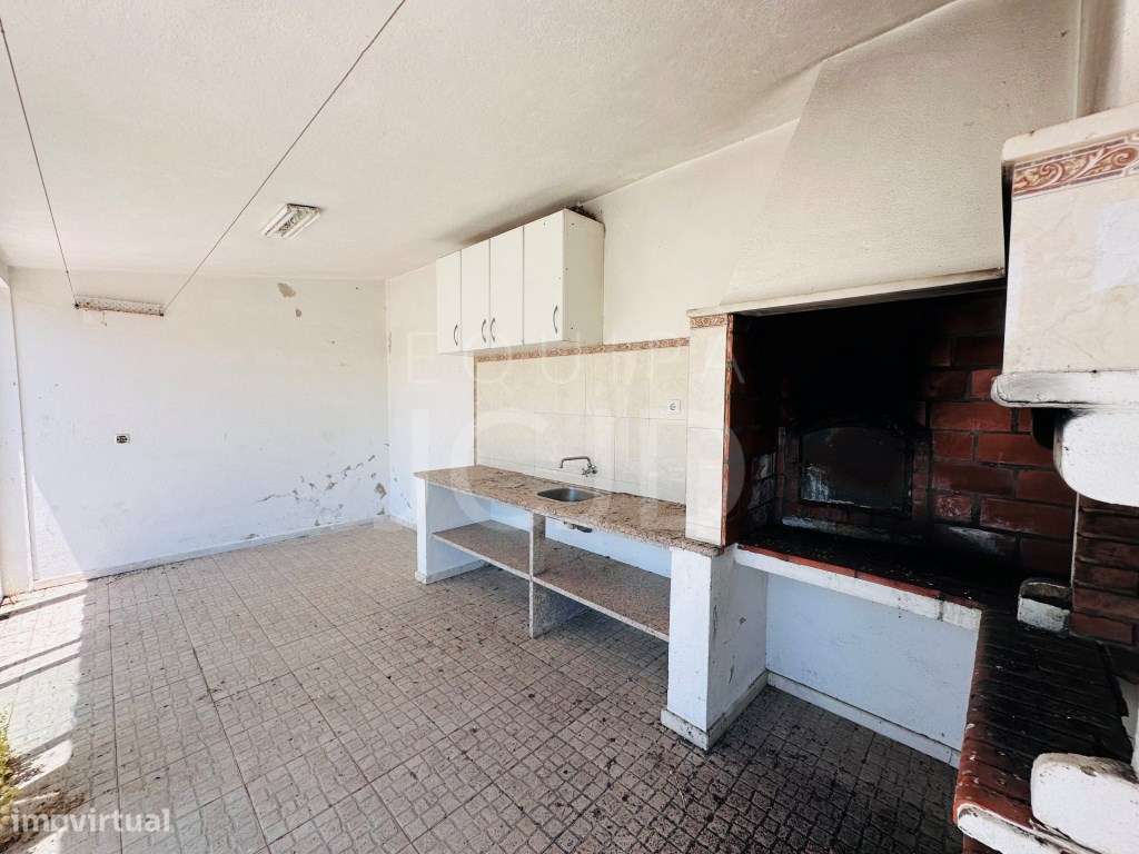 Moradia T5 com Garagem e Terreno Amplo - Quinta do Pinheirinho, San...-52