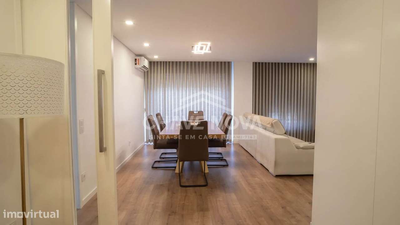 Apartamento T3 Renovado em São João da Madeira-4