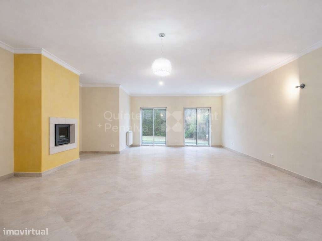 Moradia T4 em condomínio com piscina na Aldeia de Juzo, Cascais - Grande imagem: 4/43