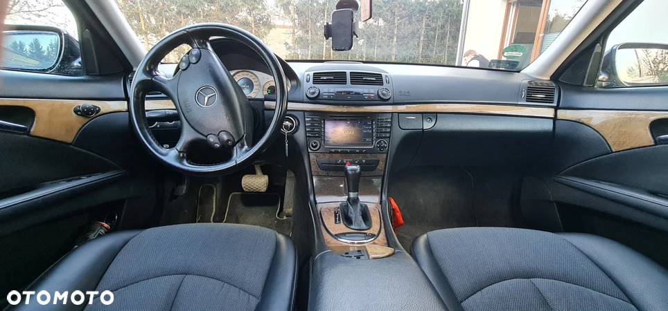 Mercedes-Benz Klasa E 280 T CDI 7G-TRONIC Avantgarde - 5