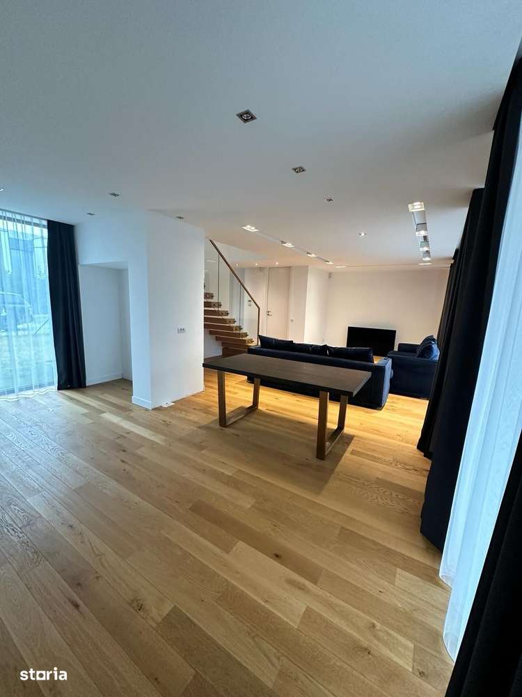 Complex Amber Gardens Tunari-12