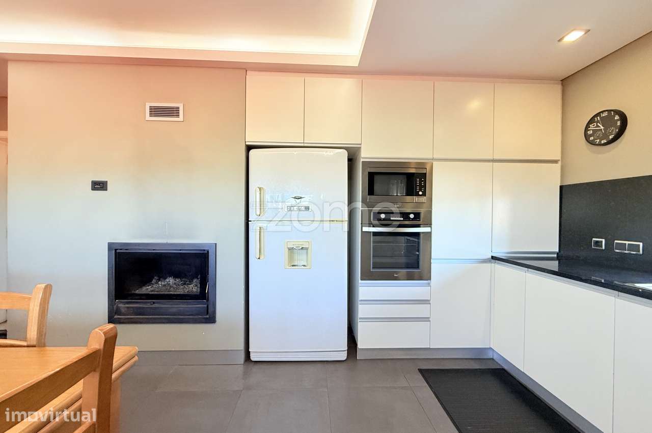 Moradia T3 com comércio e terreno (possibilidade de bi-familiar) - Grande imagem: 5/35