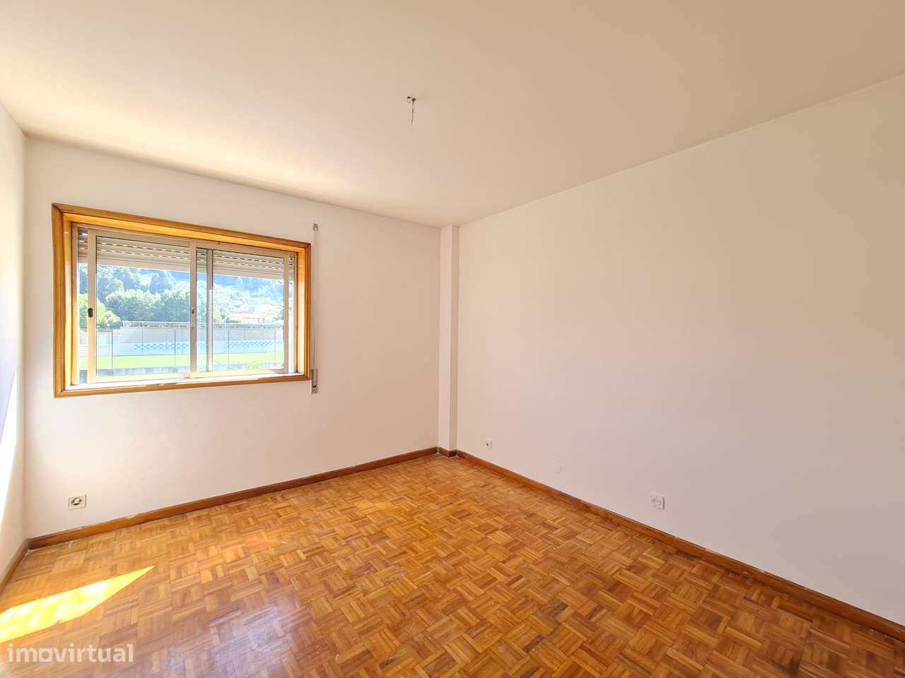 Oportunidade de investimento!! Apartamento T2+1 em Oliveira do Douro-9